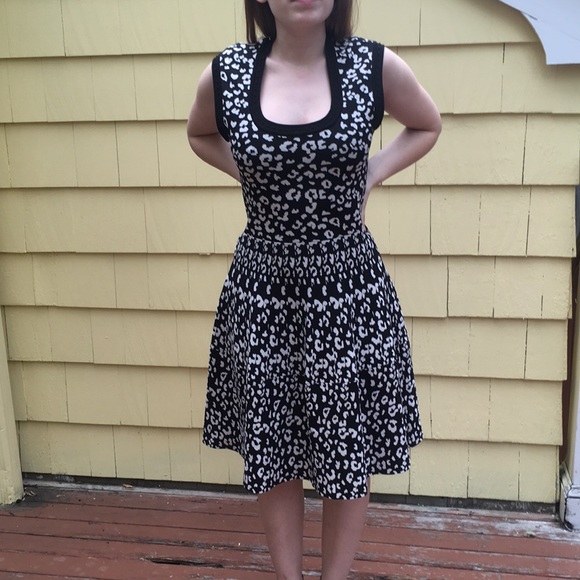 Rebecca Taylor Dresses & Skirts - Rebecca Taylor leopard thick fabric sweater dress